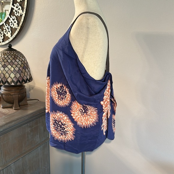 Tea and Honey - Silk Tank - Picture 6 of 7